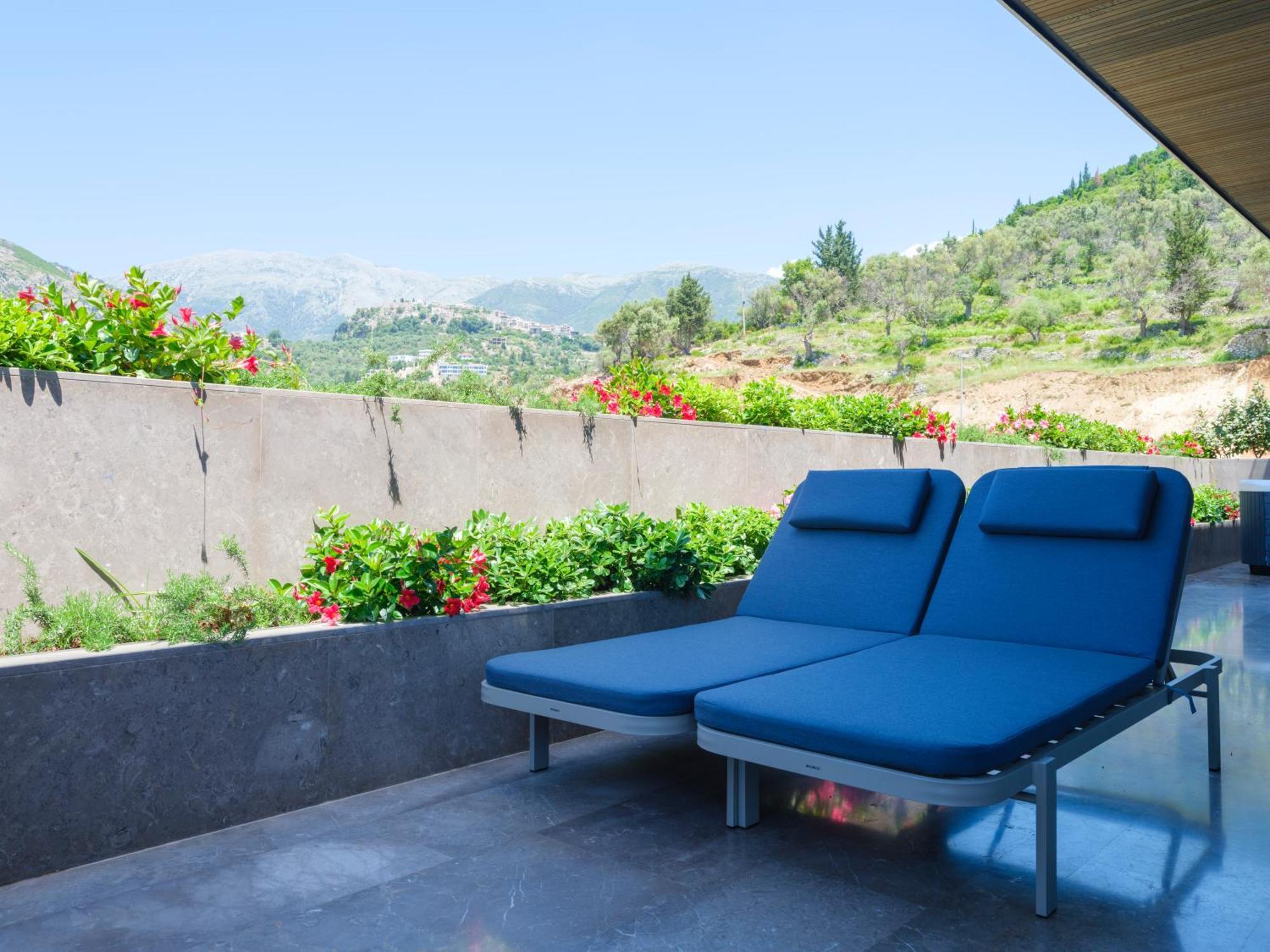 Prado Luxury Hotel Himare Exterior foto
